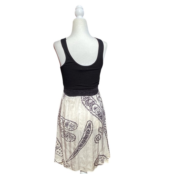 vintage Indah Tank Style Dress with and Silk patterned paisley print bottom - Picture 3 of 11